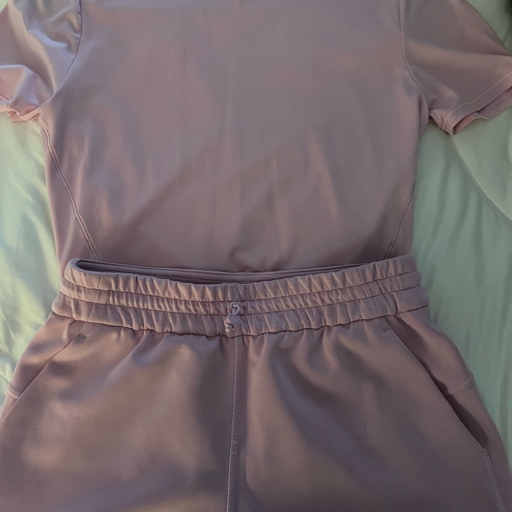 Lululemon Athletica Pink Activewear Set